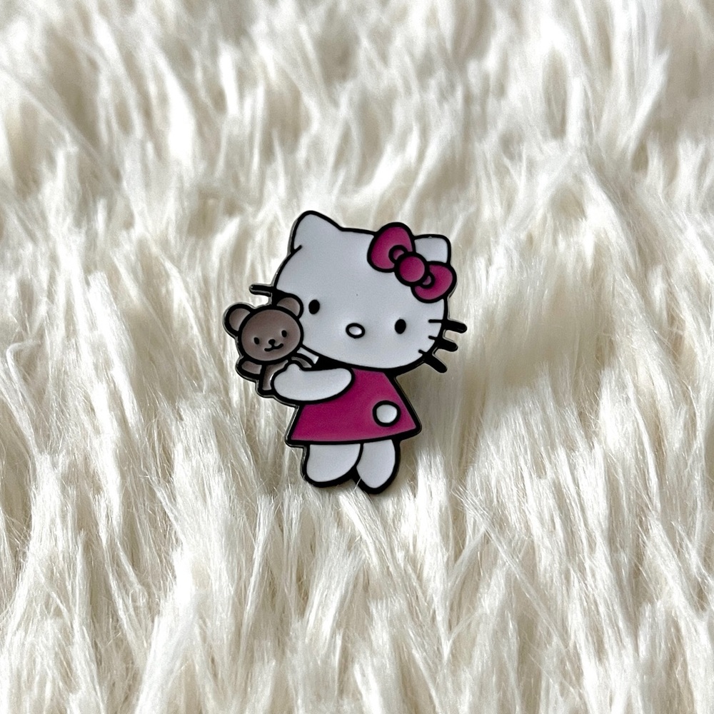 Hello Kitty Enamel Pin #10